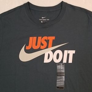 Men's LARGE Nike JDI T-shirt